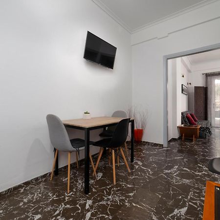 Local Urban Living 2Bd Apartment In Athen Eksteriør billede