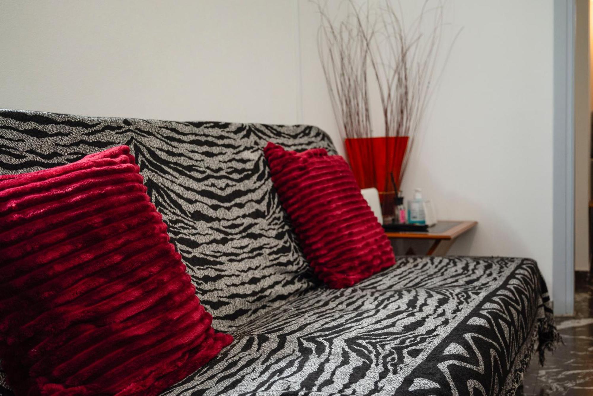 Local Urban Living 2Bd Apartment In Athen Eksteriør billede